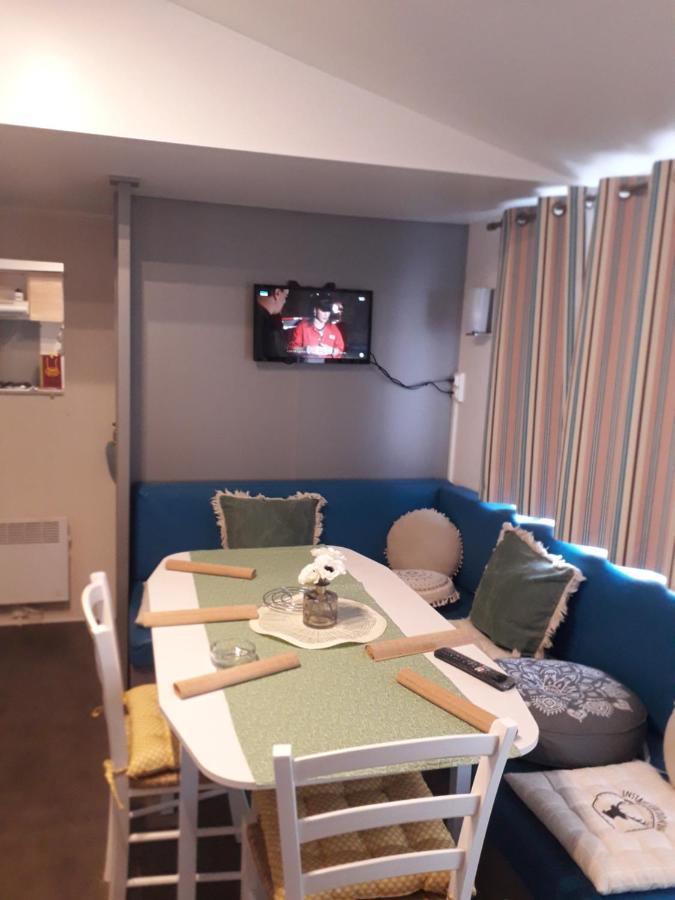Anne Marie Vous Accueilles Dans Son Logement Familiale Pour 6 Personnes 3 Chambres Confortable Proche D Europa Park A Boofzheim Dans Camping 3 Etoiles Ngoại thất bức ảnh
