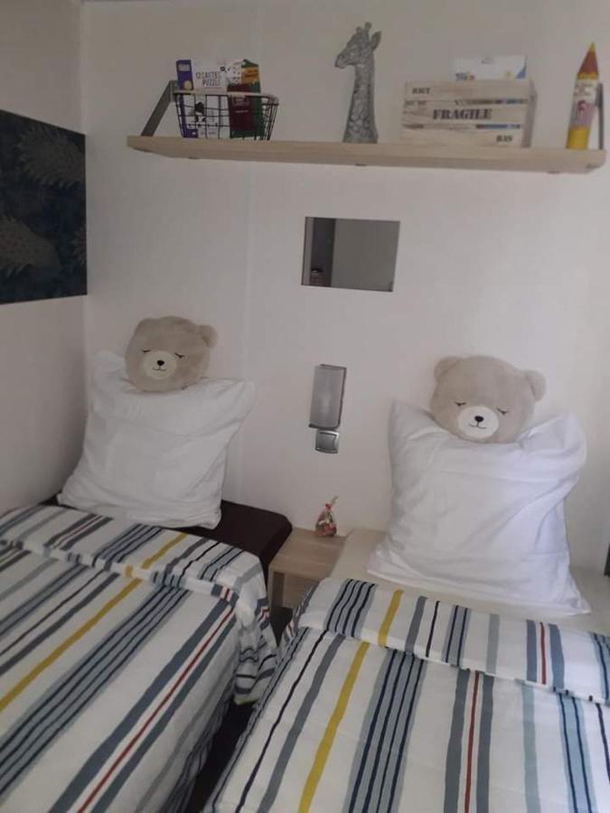 Anne Marie Vous Accueilles Dans Son Logement Familiale Pour 6 Personnes 3 Chambres Confortable Proche D Europa Park A Boofzheim Dans Camping 3 Etoiles Ngoại thất bức ảnh
