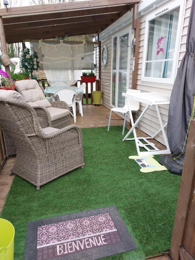 Anne Marie Vous Accueilles Dans Son Logement Familiale Pour 6 Personnes 3 Chambres Confortable Proche D Europa Park A Boofzheim Dans Camping 3 Etoiles Ngoại thất bức ảnh